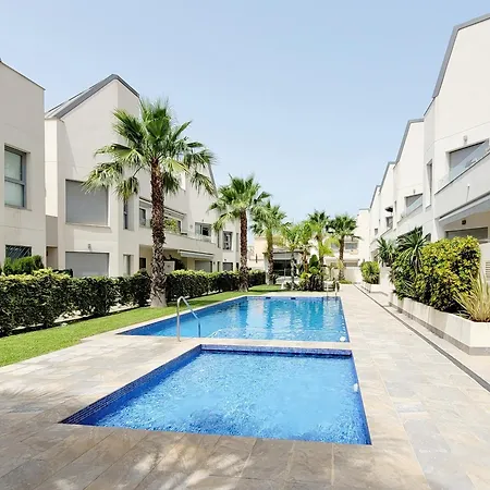 Modern Luxury With Pool & Terrace Pmt01 * Torrevieja